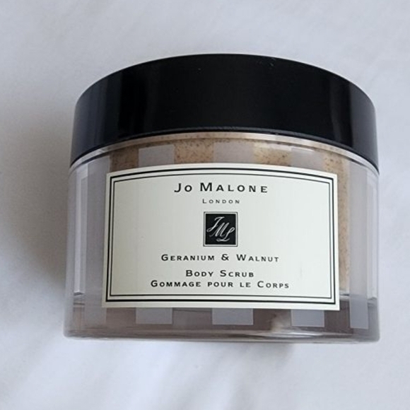 Jo Malone Black and Cream Body Scrub - Picture 1 of 5